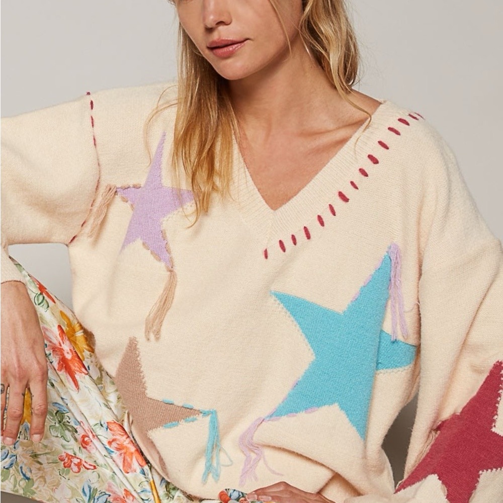 POL V-Neck Long Sleeve Star Fringe Sweater